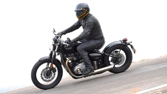 Triumph Bonneville Bobber Essai Routier Motos Illimitées